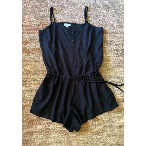 Mud Pie black romper size M button front drawstring waist pockets - Picture 1 of 7